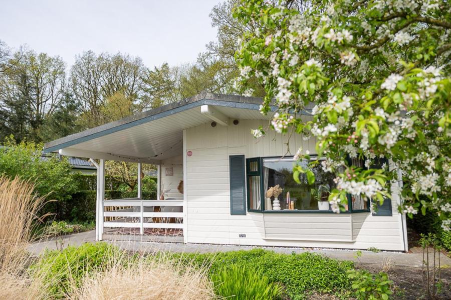 Villa Leva - Logeren In Drenthe à Doldersum Extérieur photo